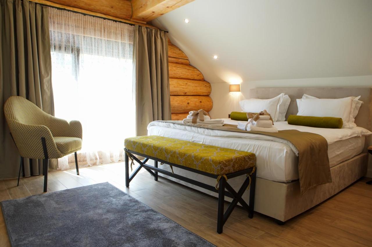 Alpina Luxury Chalets Banya  Ngoại thất bức ảnh