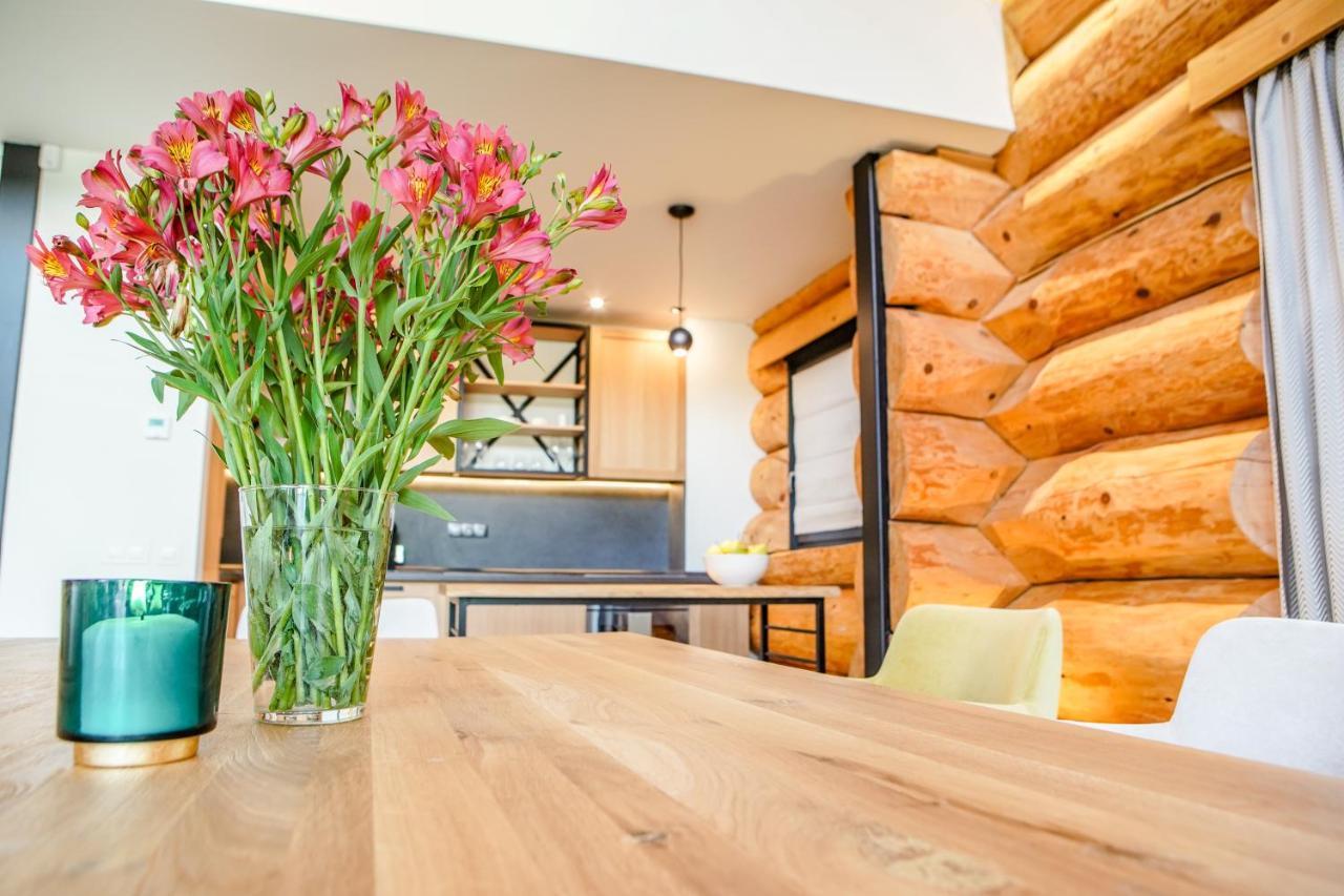 Alpina Luxury Chalets Banya  Ngoại thất bức ảnh