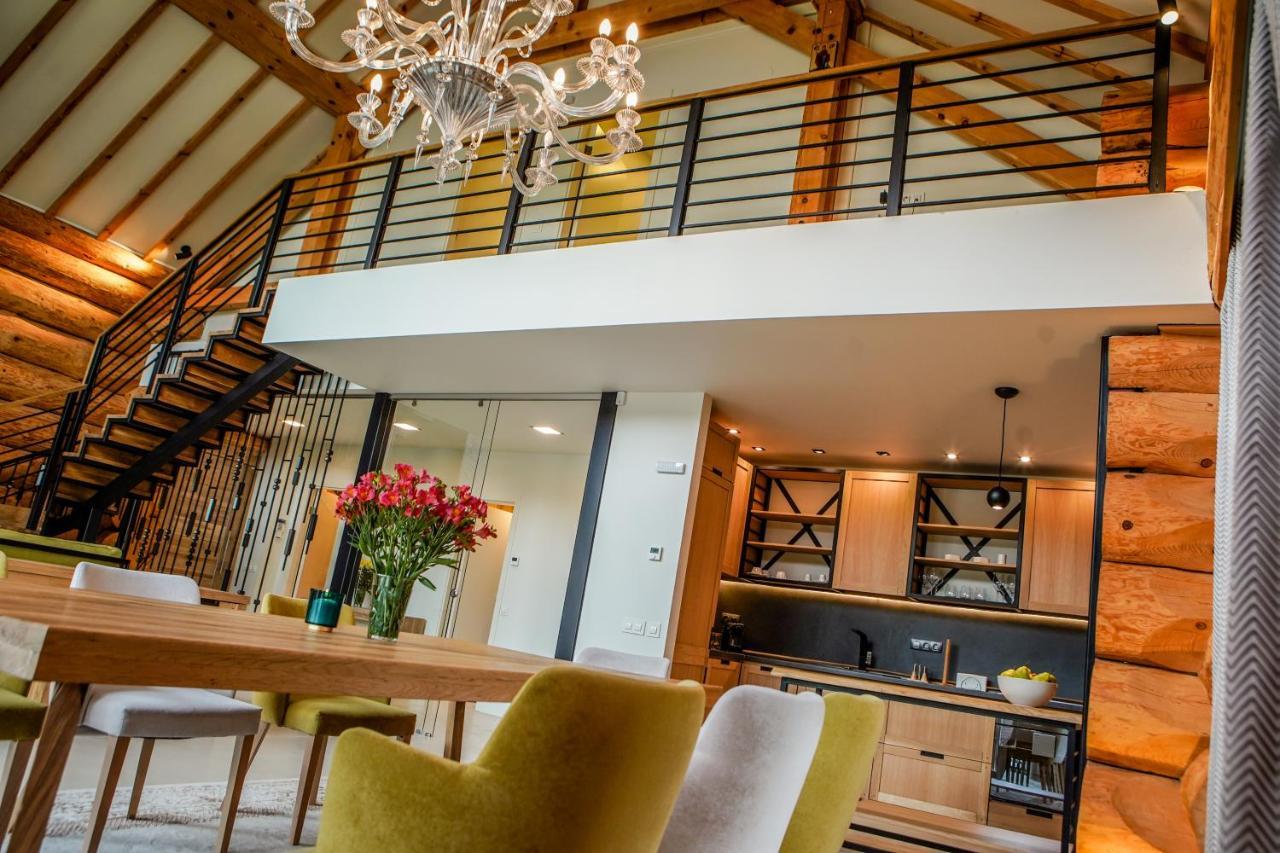 Alpina Luxury Chalets Banya  Ngoại thất bức ảnh